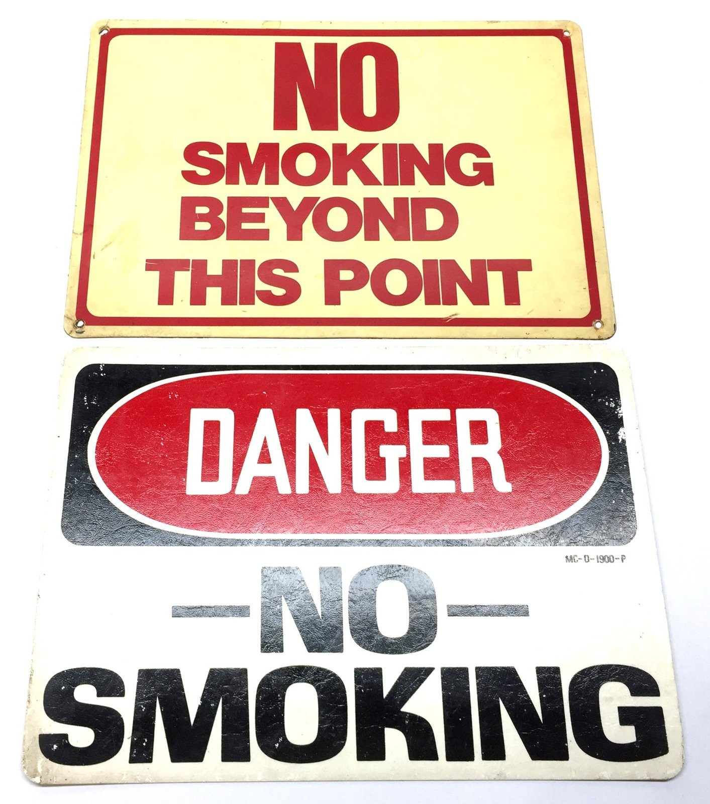 Unbranded 14″ x 10″ ‘NO SMOKING’ Plastic Sign Pack (2pcs) USED