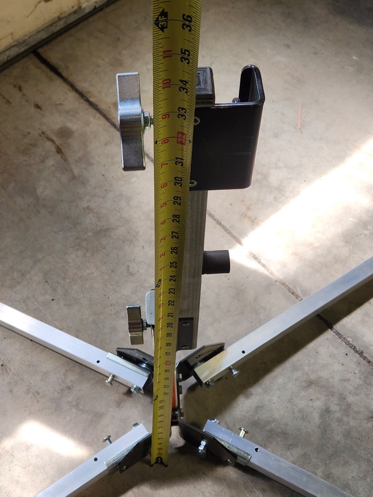NEW NOS – USA-SIGN Steel Compact Stand, C-902 Road Signs Pop-Up Wind Resistant