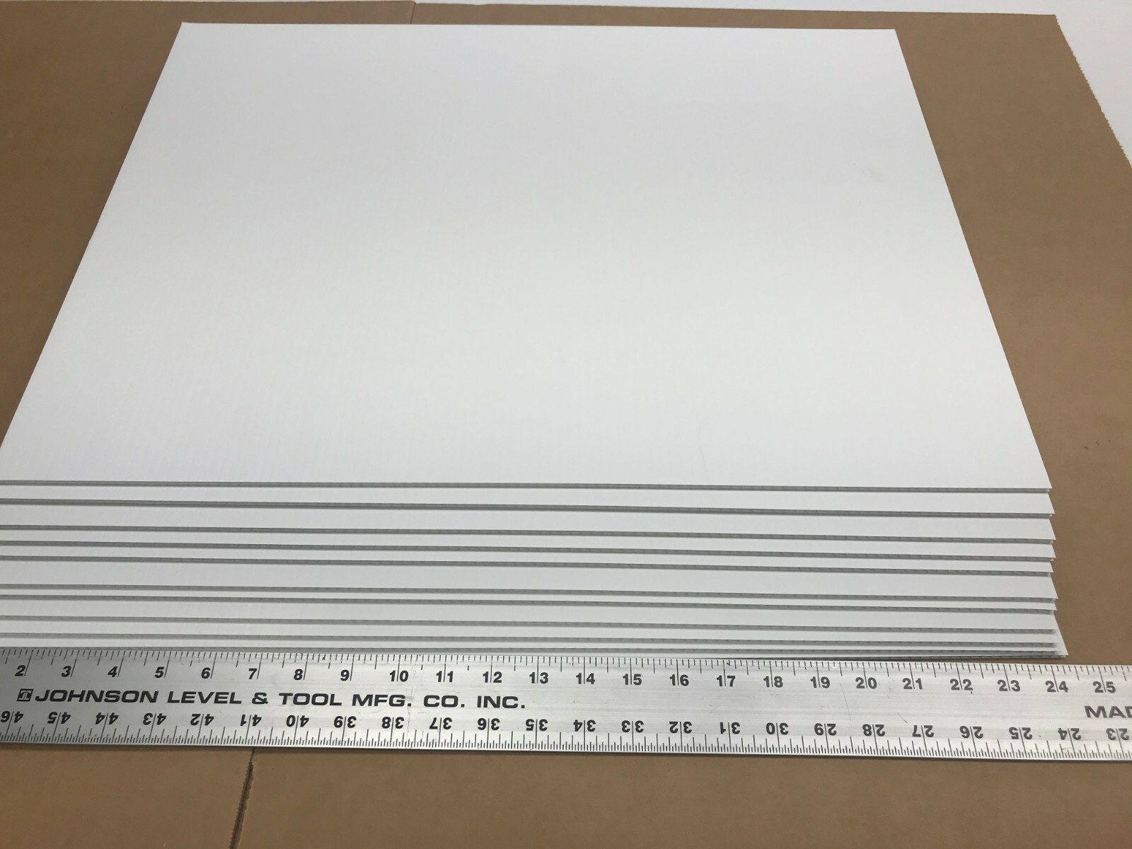 100 Corrugated Plastic Board White 18” X 24” x4 mm, 100 Pcs, Ship Same Day UPS