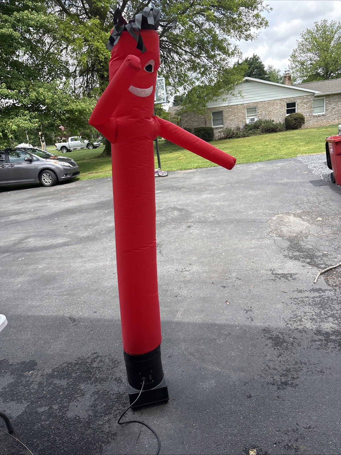 LOOKOURWAY Air Dancer 10 inch Blower with 6 Ft Red Tube Man