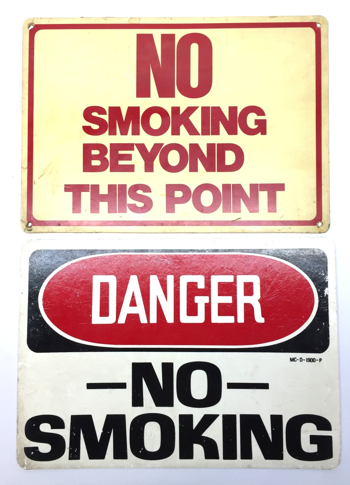 Unbranded 14″ x 10″ ‘NO SMOKING’ Plastic Sign Pack (2pcs) USED
