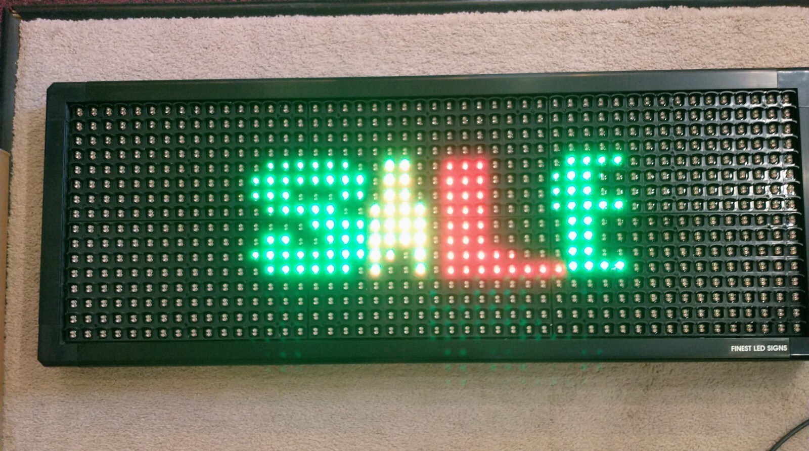 VEVOR LED Scrolling Sign 40″x15″ P10 Programmable 7Color Digital Sign w/ Sling