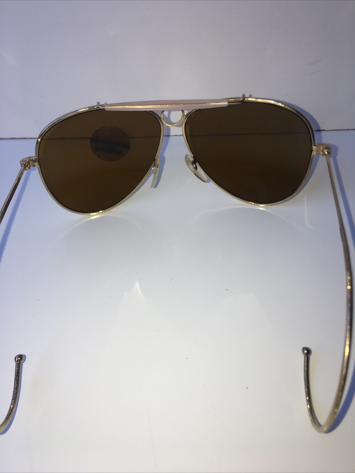 Vintage 1980’s Sunglasses GOLD Aviator LOOP HOOK Made In Taiwan 80s Glasses NEW