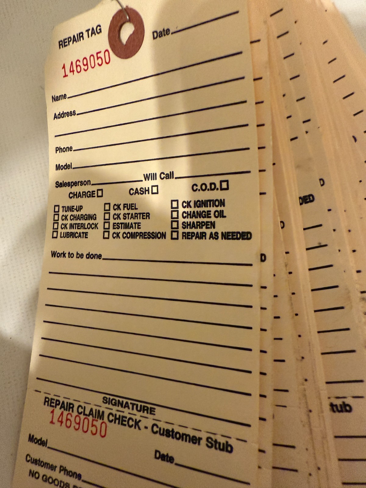 Service Tags, Perforated, 100 Count
