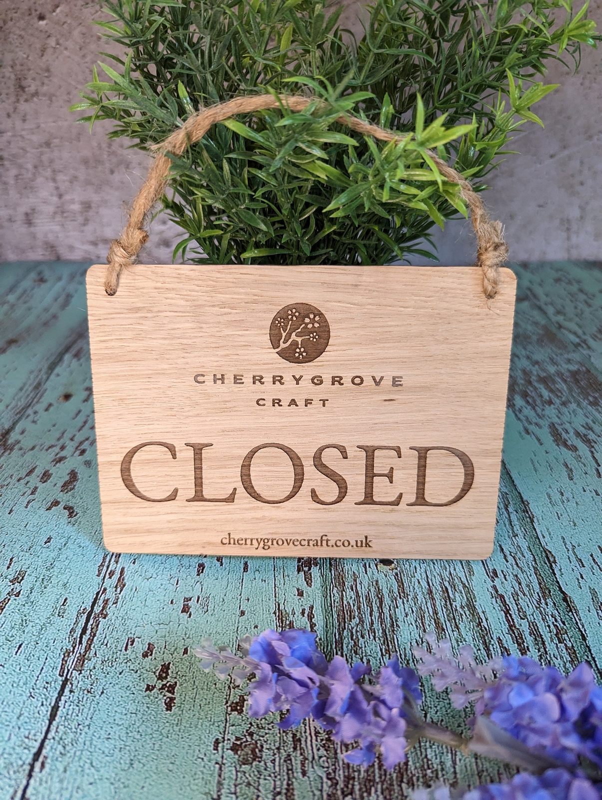 Personalised Wooden Open and Closed Sign for Business – Eco-friendly – 2 Sided