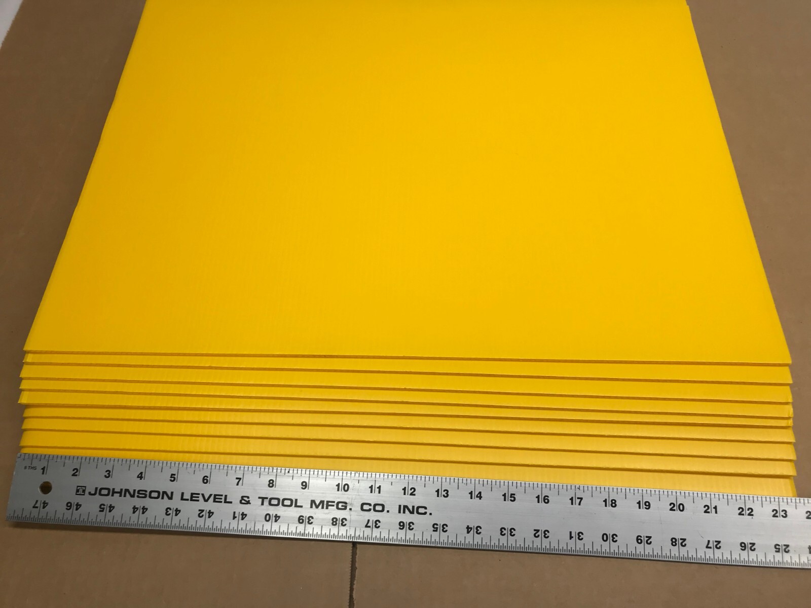 10 Blank Signs YELLOW 18″ x 24″ x 4 mm corrugated plastic, bundles of 10 pieces