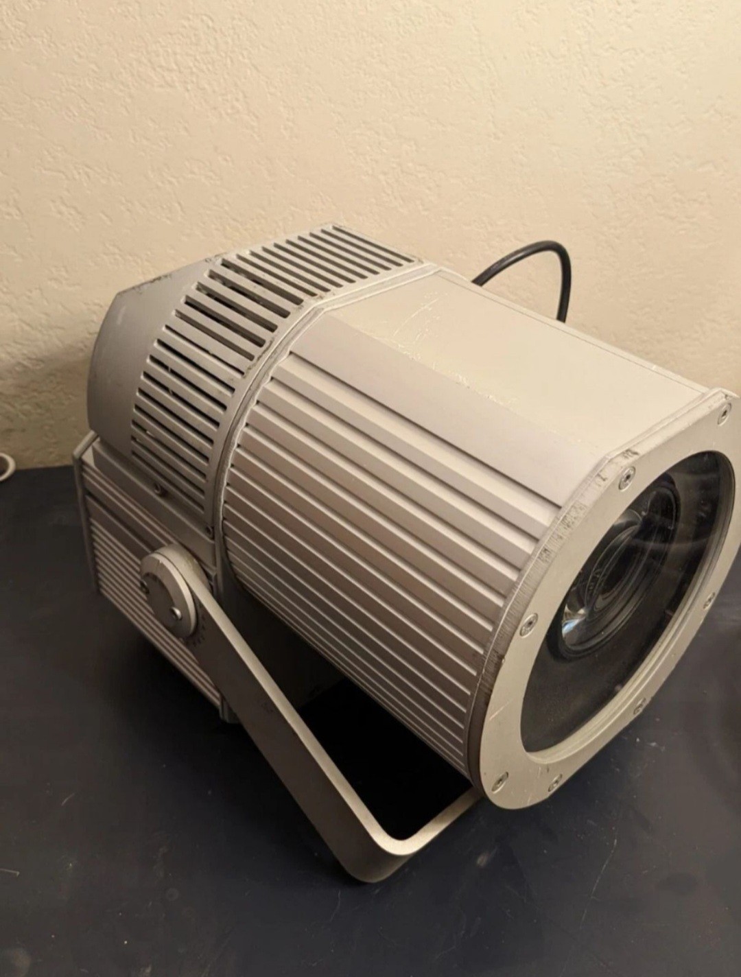 Martin Exterior IP 400 Outdoor Projector