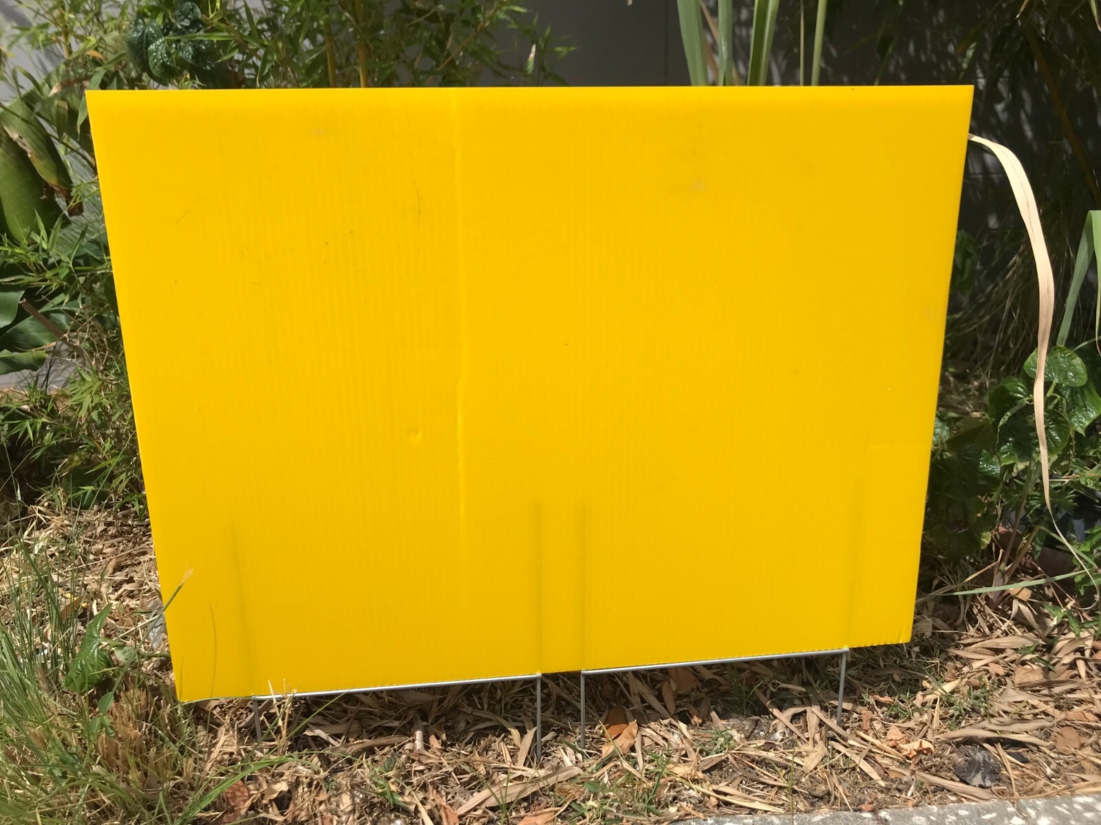50 Pack Yellow Yard Signs 18”x24” & 100 H-Stakes 12” Brand New Ship Same Day